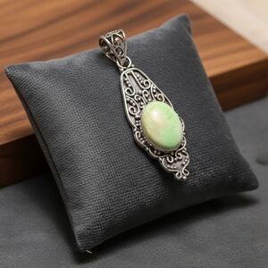 Vintage-Inspired Sterling Silver Citron Magnesite Filigree Pendant